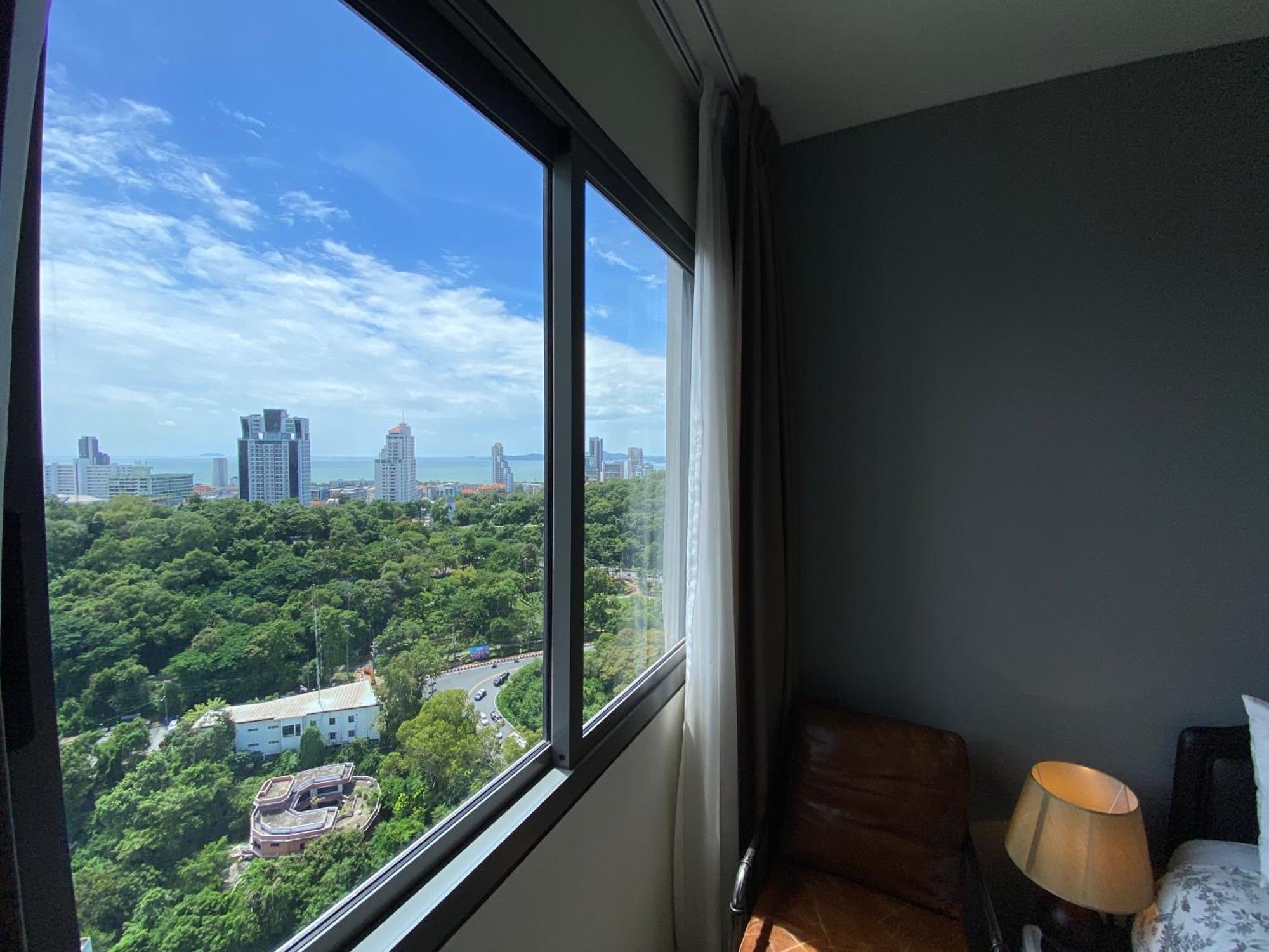 Apartemen Unix Near Walking Street Sea View Pattaya